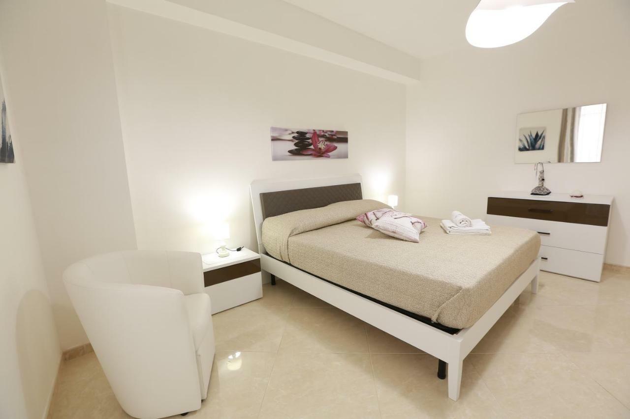 Casa Vacanza Il Dromone ปอซซัลโล ภายนอก รูปภาพ