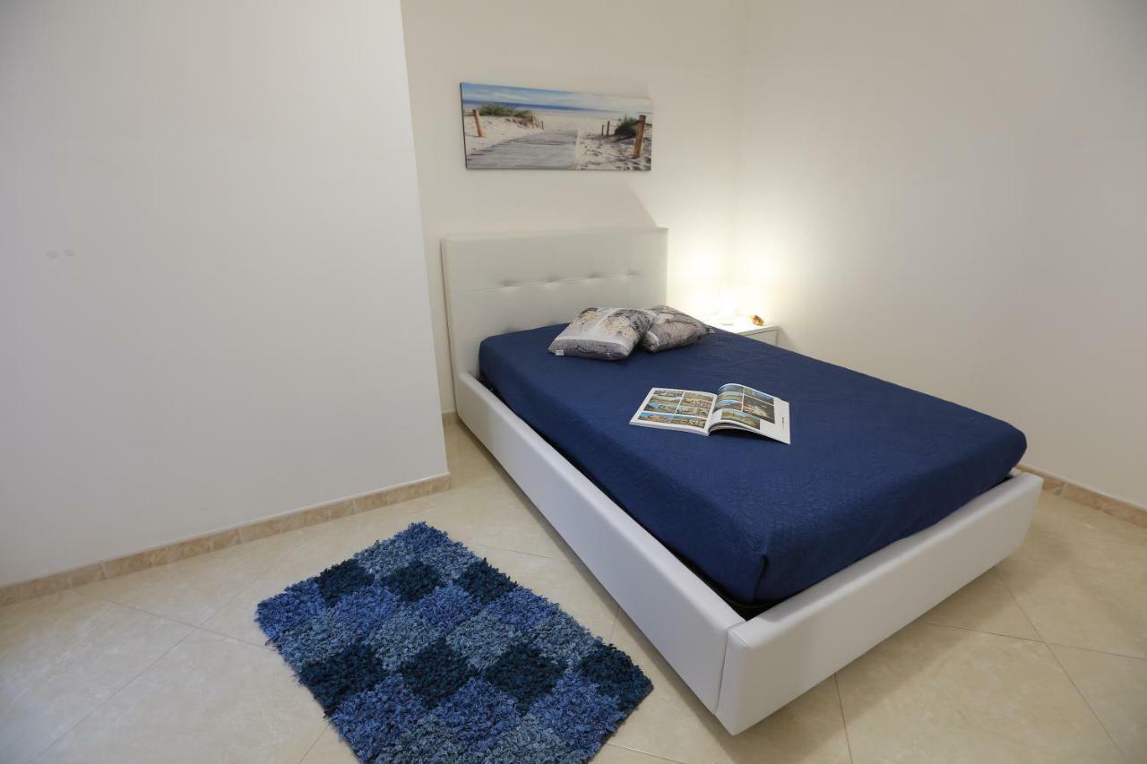 Casa Vacanza Il Dromone ปอซซัลโล ภายนอก รูปภาพ