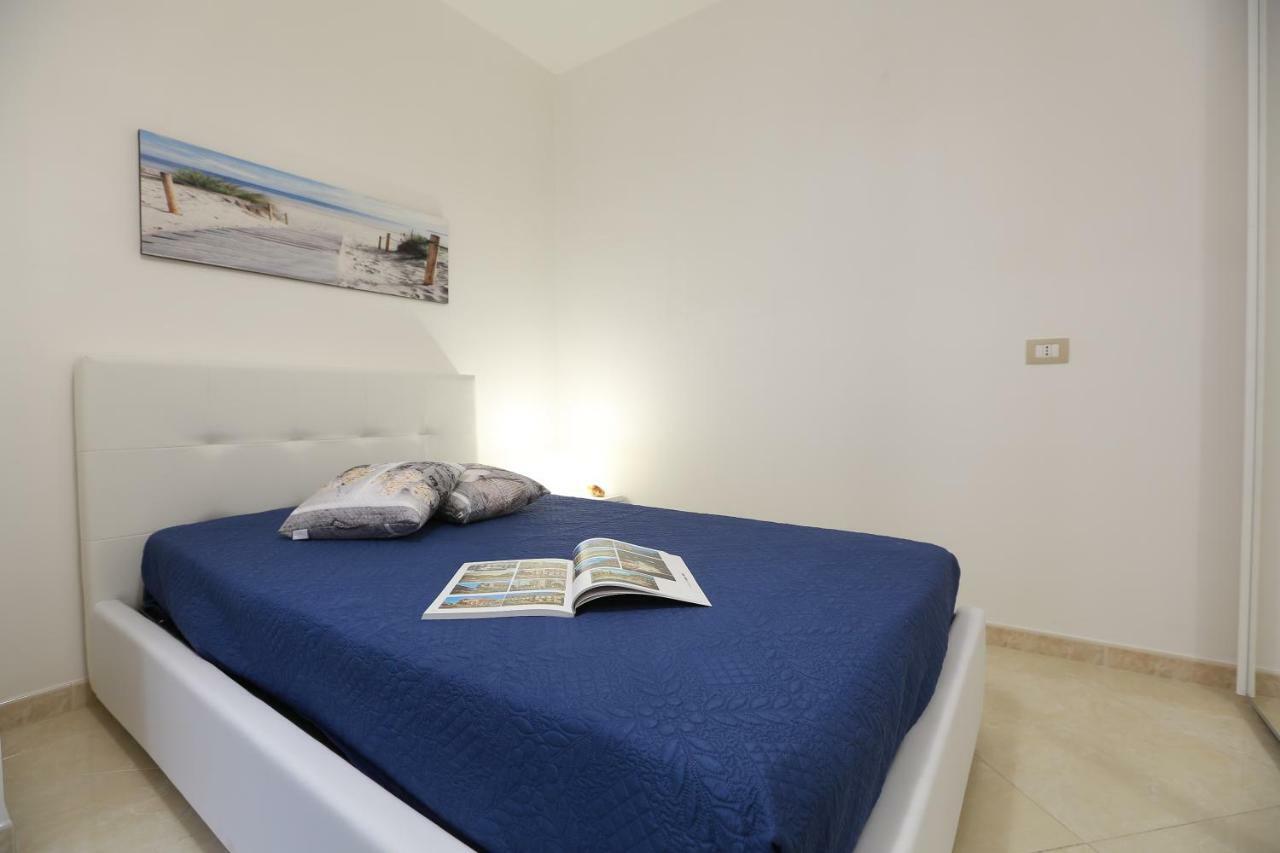 Casa Vacanza Il Dromone ปอซซัลโล ภายนอก รูปภาพ